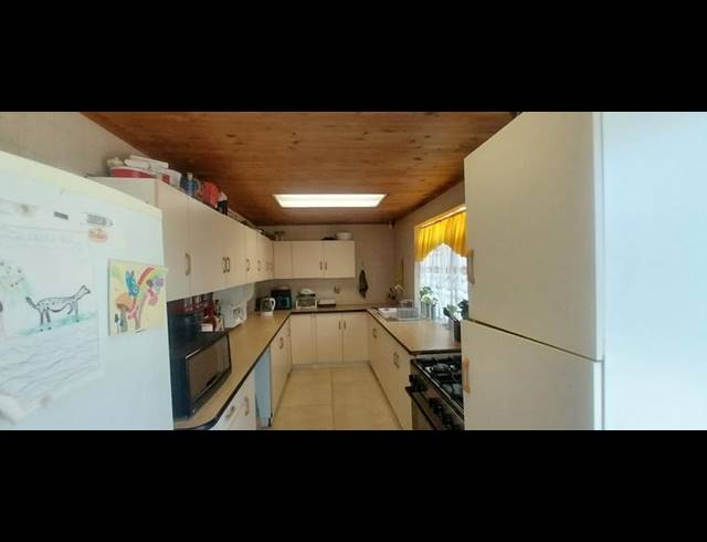 3 BEDROOM HOUSE FOR SALE IN FISHERS HILL